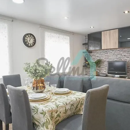 Bonita Casa Cerca Del Centro. Aparcamiento Gratis Apartment