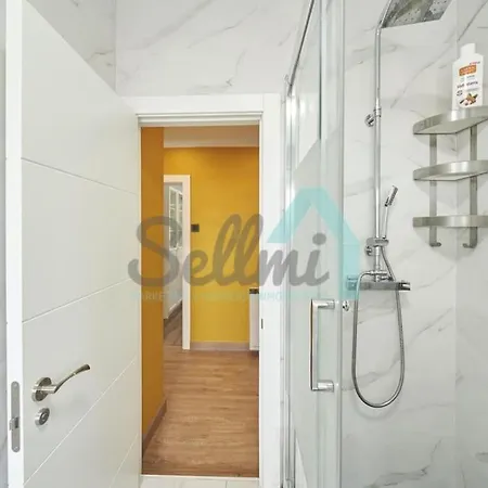 Bonita Casa Cerca Del Centro. Aparcamiento Gratis Apartment